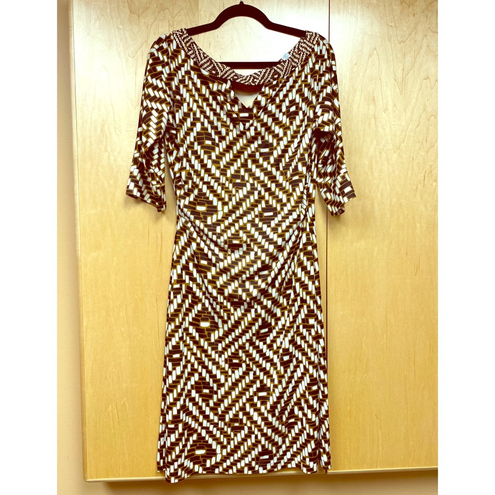 Diane Von Furstenberg patterned dress. Sz 10
